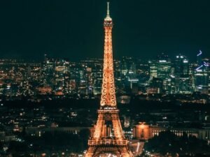 Enquiry Form Only  Paris – 6 Days