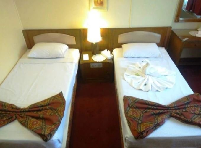DOUBLE ROOM SAFIR