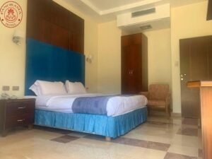 VALLEY VIEW ROOM PANORAMA