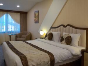 DELUXE SUITE MASHTA AL_HELOU RESORT