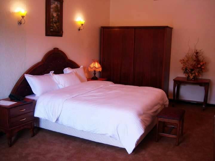 DOUBLE ROOM LYON PALACE