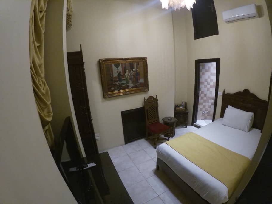 SINGLE ROOM SHAHBANDAR