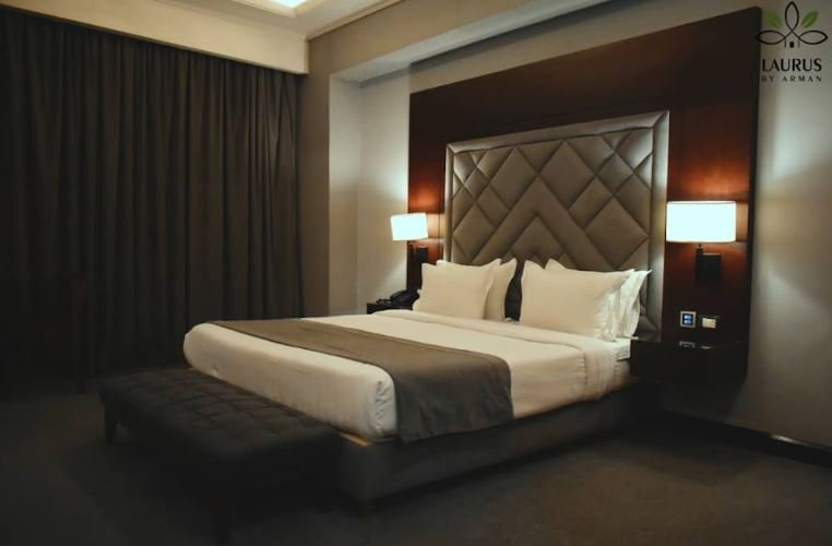 PRESIDENTIAL SUITE LAURUS