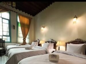 TRIPLE ROOM VIA RECTA