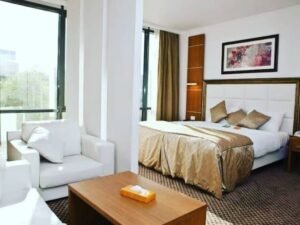 EXECUTIVE ROOM ARMITAGE