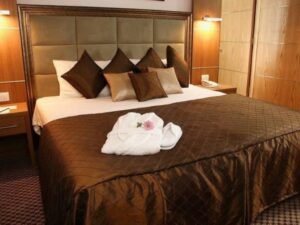 SINGLE ROOM ARMITAGE