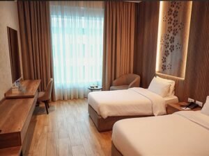 TRIPLE ROOM CITY OF JASMINE