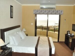 JUNIOR SUITE ROYAL INN